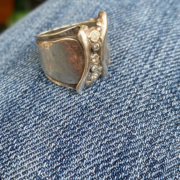 Silpada Cubic Zirconia Hand Hammered Sterling Ring R1441.   Size 8 - Picture 3 of 9